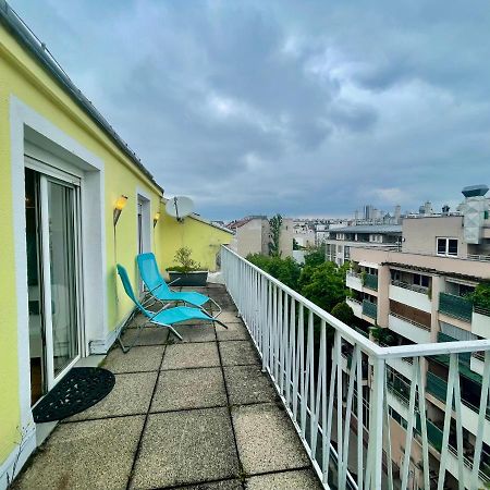 Cosy Flat With Huge Terrasse! Long Or Shortterm Apartment Vienna Exterior photo