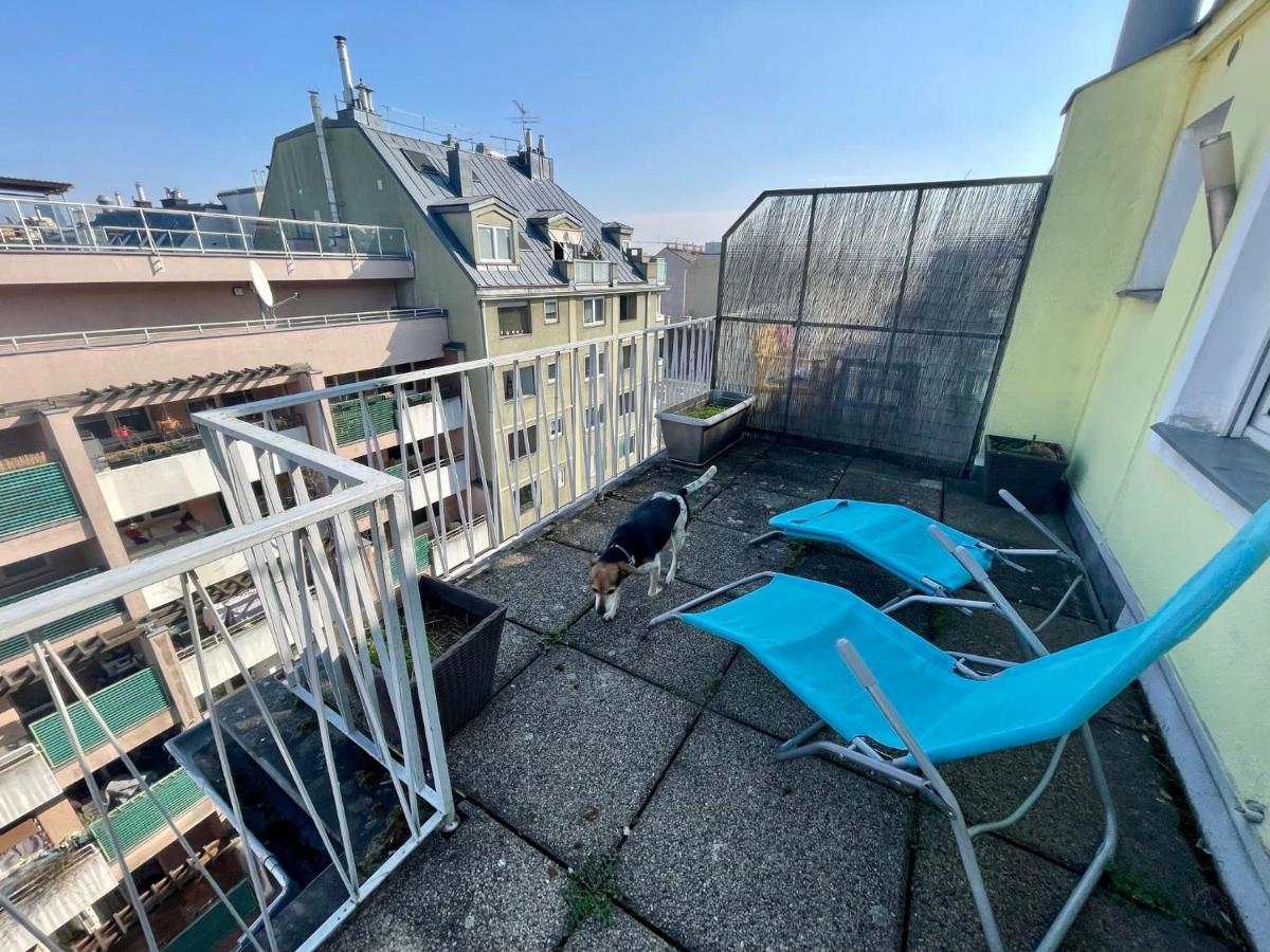 Cosy Flat With Huge Terrasse! Long Or Shortterm Apartment Vienna Exterior photo